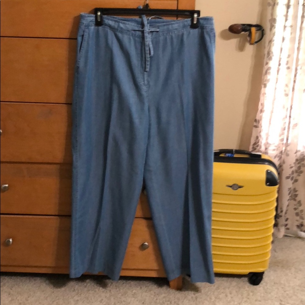 Wide leg jeans